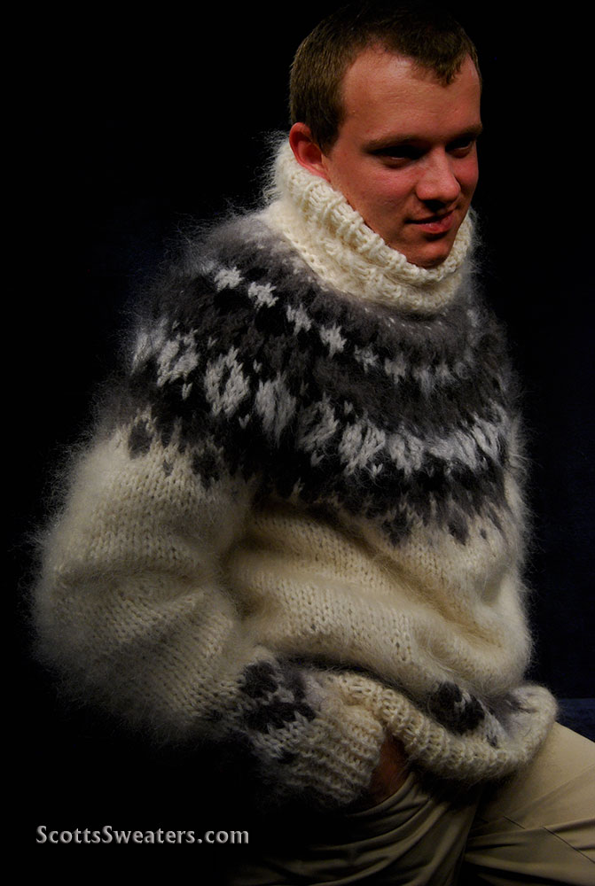 609-078 Men's Turtleneck Mohair Sweater with a touch of Angora