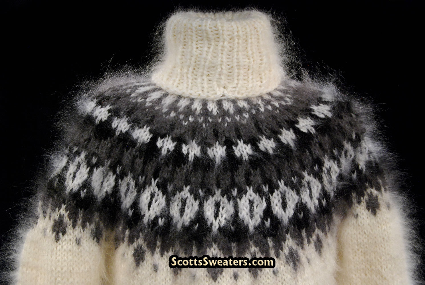 609-078 Men's Turtleneck Mohair Sweater with a touch of Angora 609-078 Men's Turtleneck Mohair Sweater with a touch of Angora
