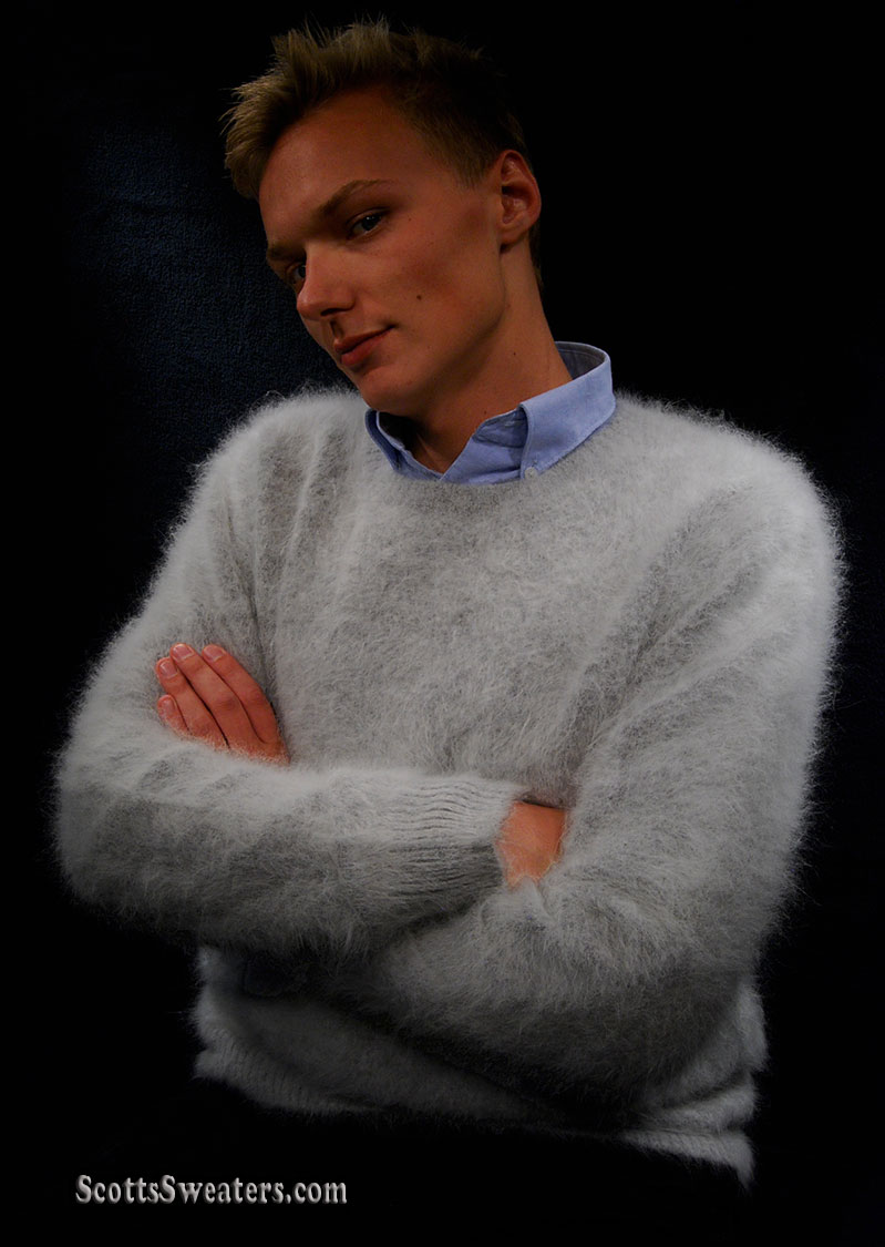 Crewneck Exclusive: #611-005 Men's New Ultra-soft Angora Sweaters