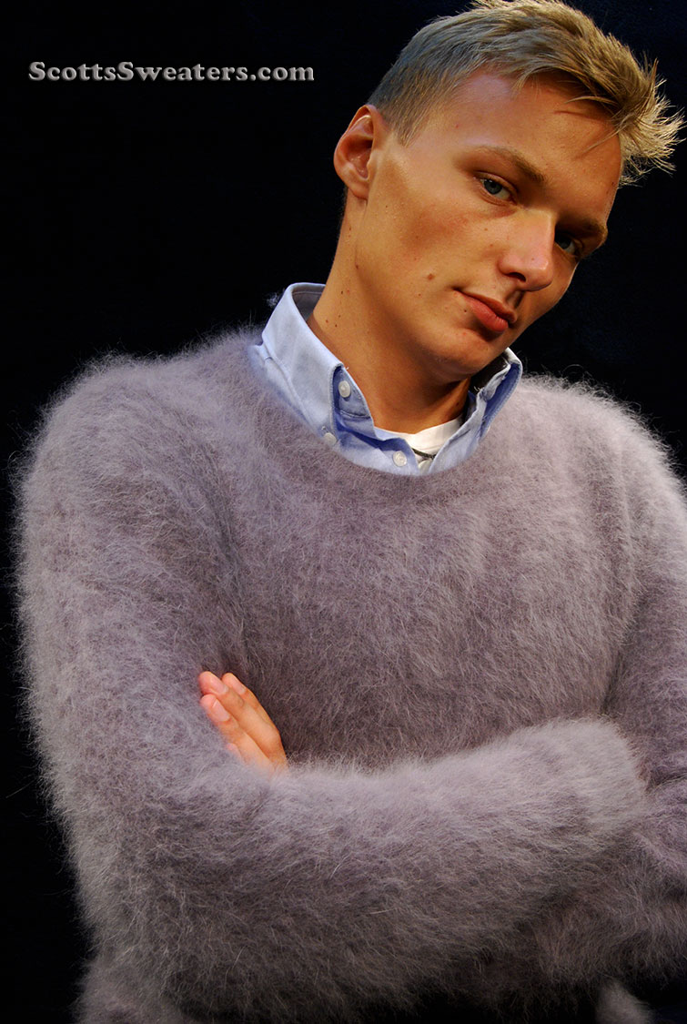 Crewneck Exclusive: #611-005 Men's New Ultra-soft Angora Sweaters