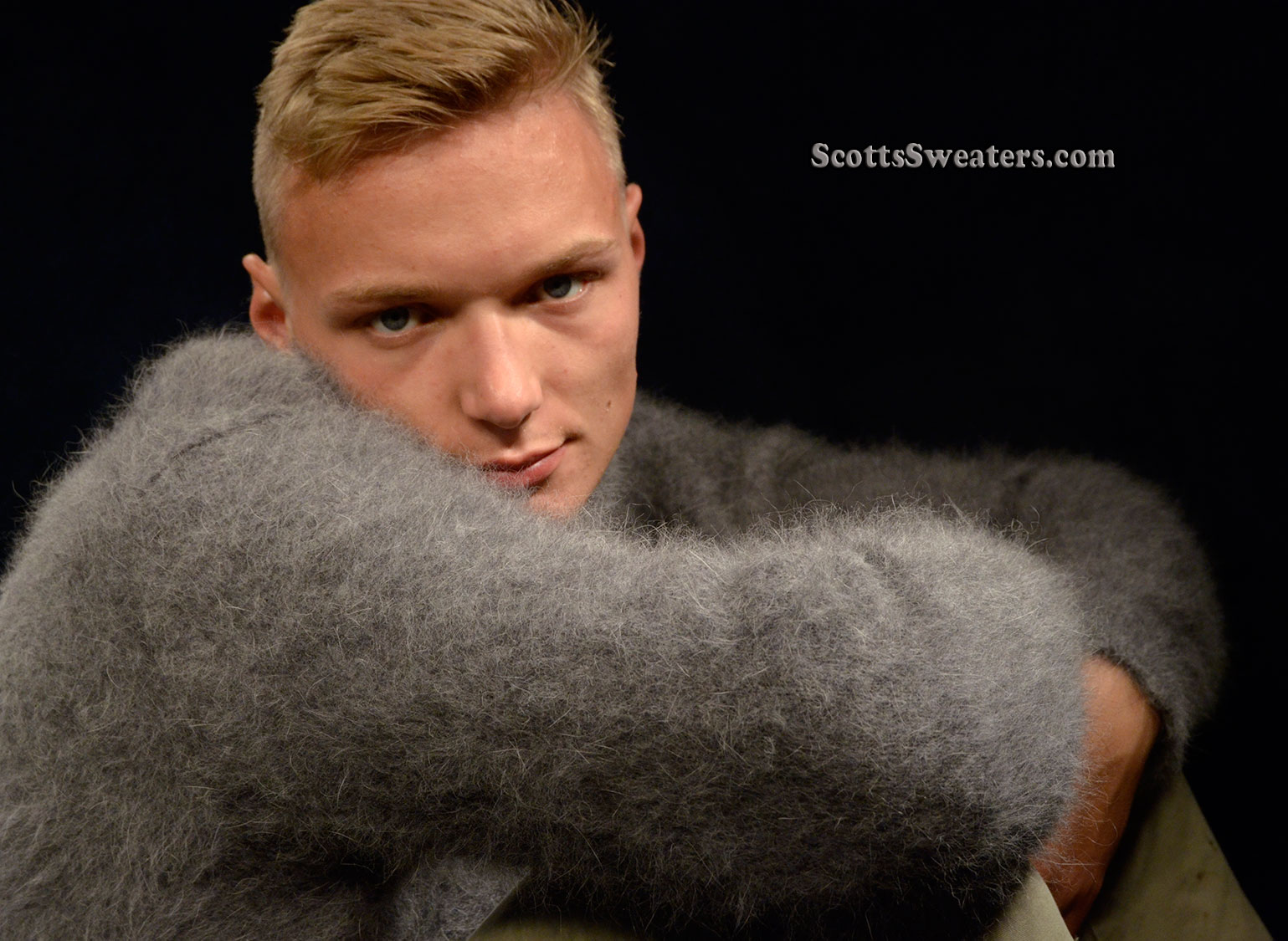 Turtleneck Exclusive: #611-005 Men's New Ultra-soft Angora Sweaters