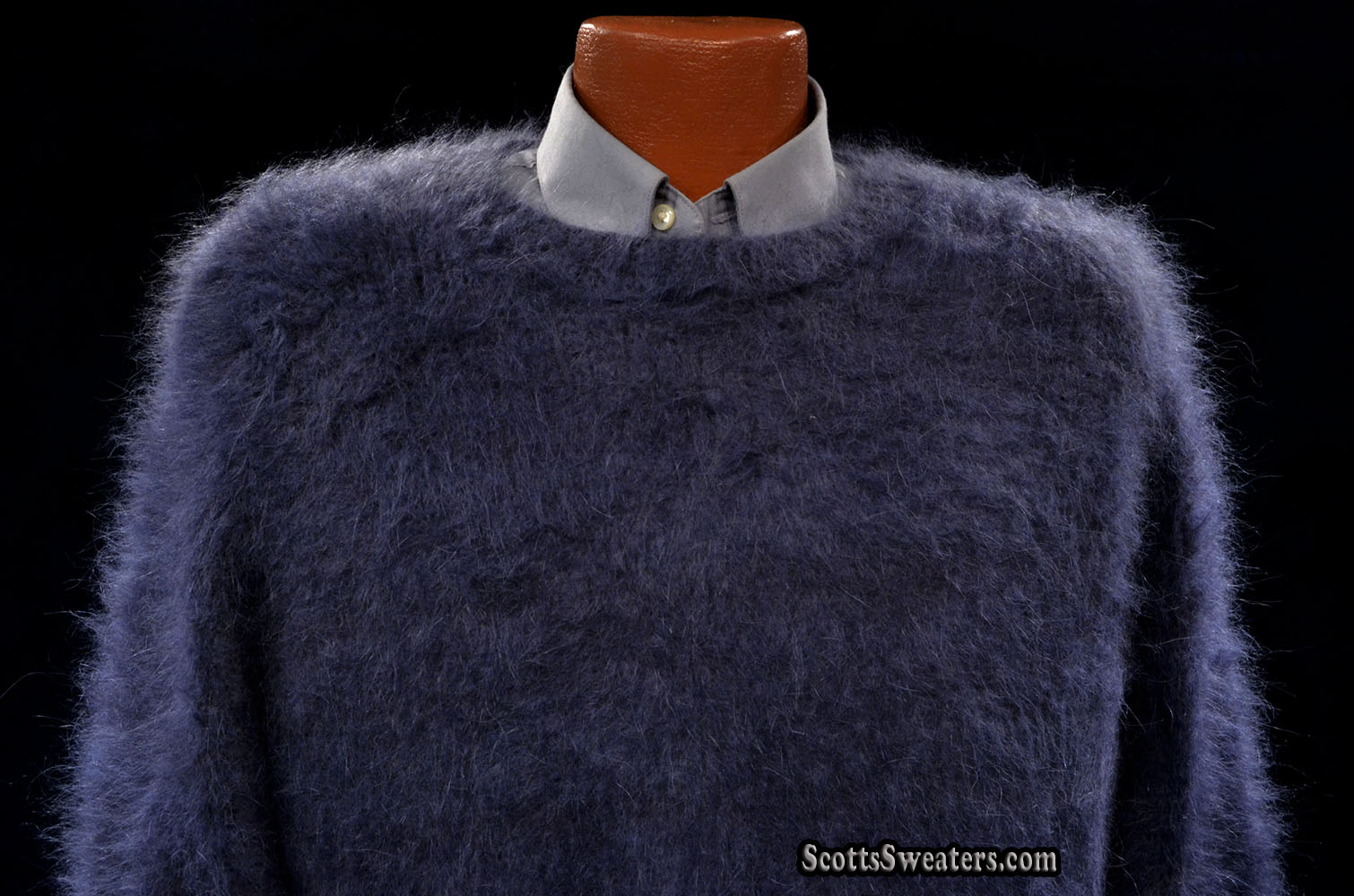 614-096 Men's Crewneck Angora Sweater