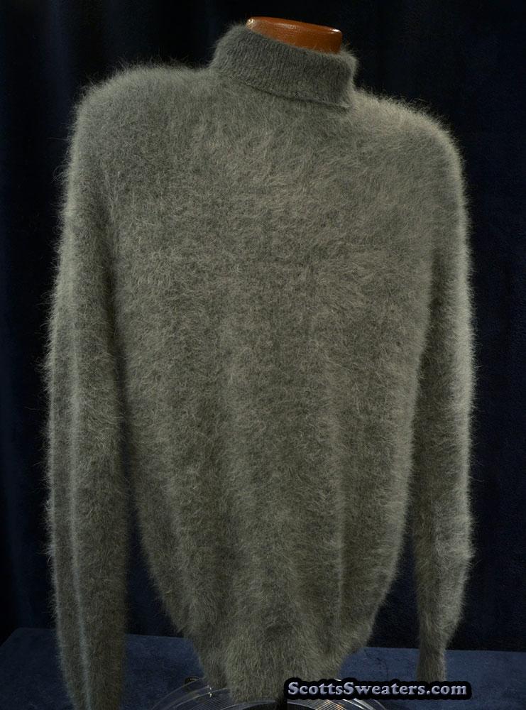 616-090T Men's New Turtleneck 70% Angora Sweaters