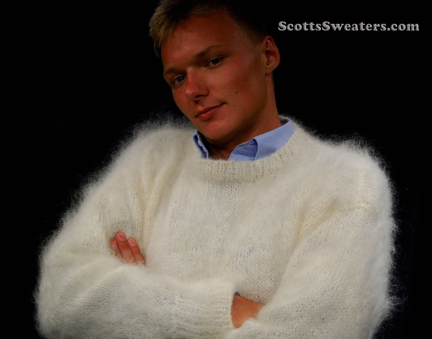 700-081Ivy Men's Mohair Sweater