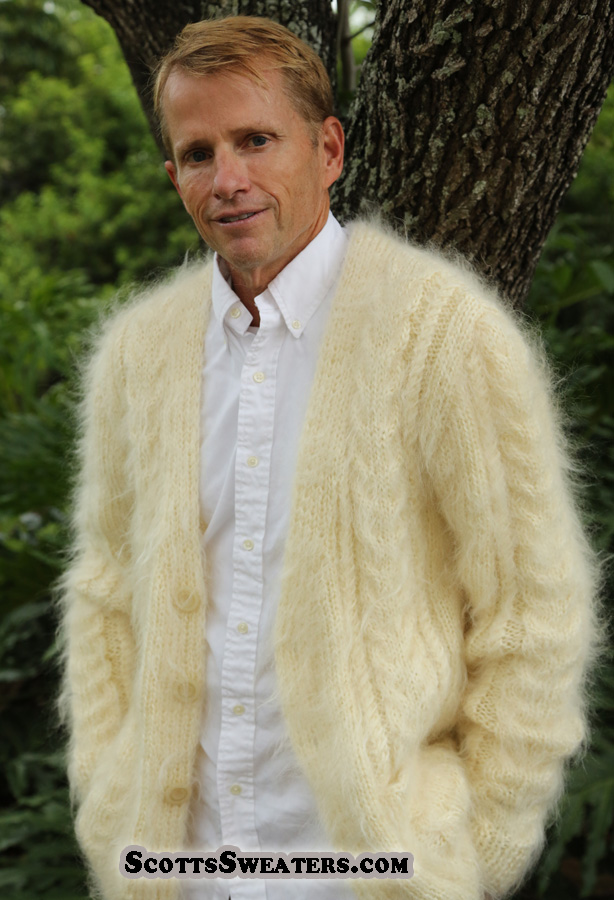 701-006 Men's New Hand-Knit Soft & Fuzzy Mohair Sweater